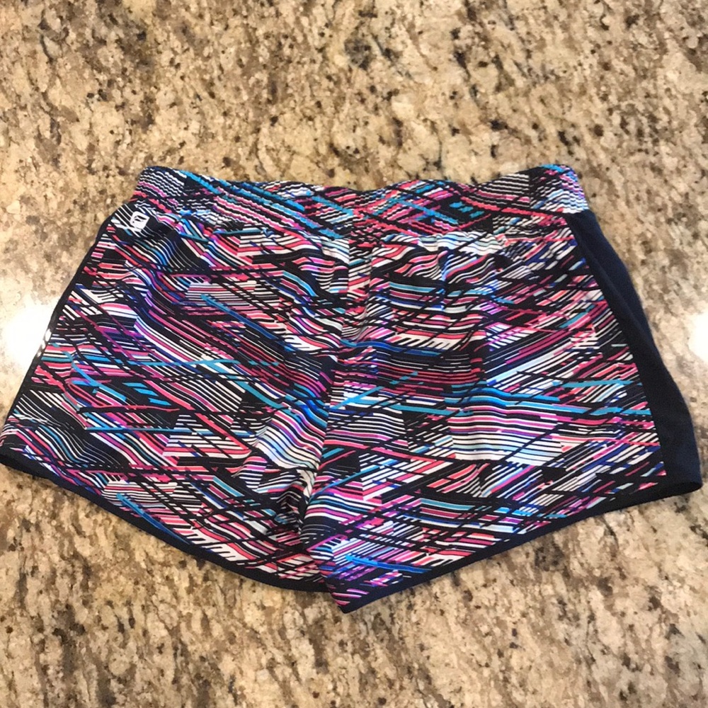 Fabletics shorts - Picture 2 of 4